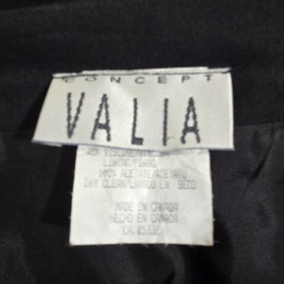 Valia PLUS SIZE 22W Black , sewn in slip with peek a boo lace slit - Picture 6 of 6